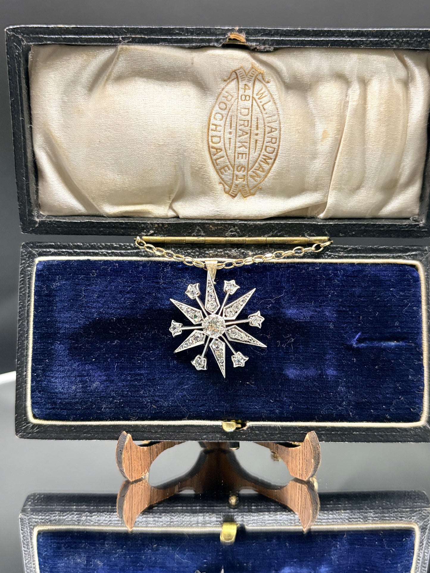 Victorian Diamond Starburst Pendant/Brooch