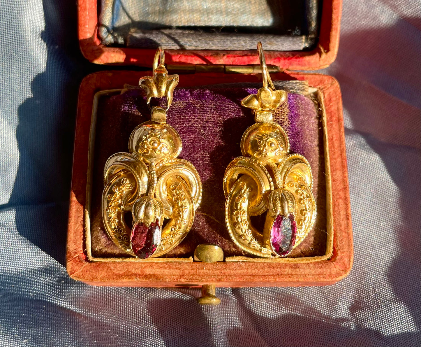 Victorian Etruscan Revival Rhodolite Garnet 18k Gold Earrings