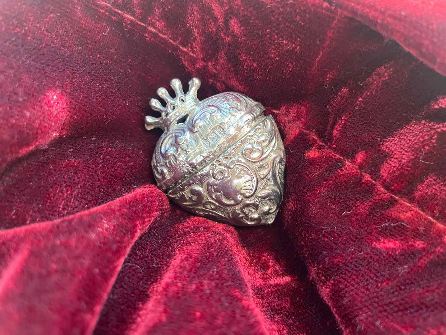 Silver Crowned Heart Vinaigrette Charm