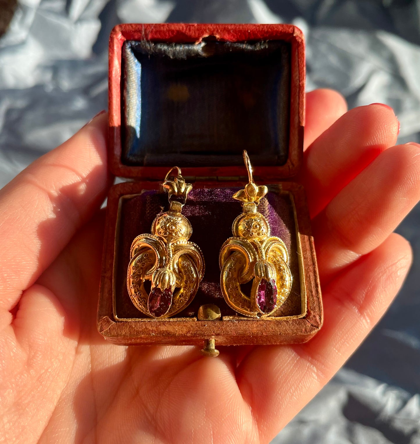 Victorian Etruscan Revival Rhodolite Garnet 18k Gold Earrings