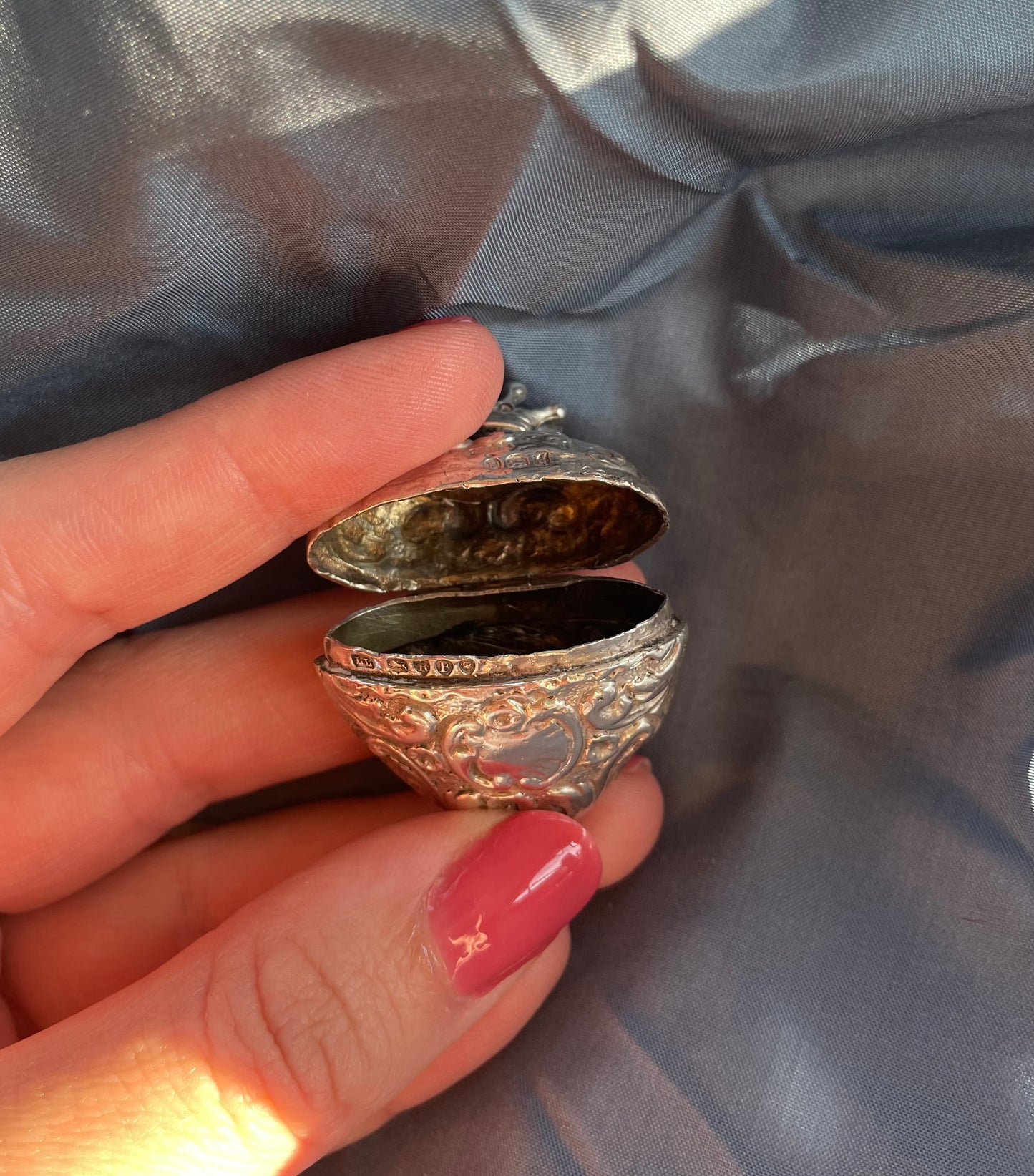 Silver Crowned Heart Vinaigrette Charm