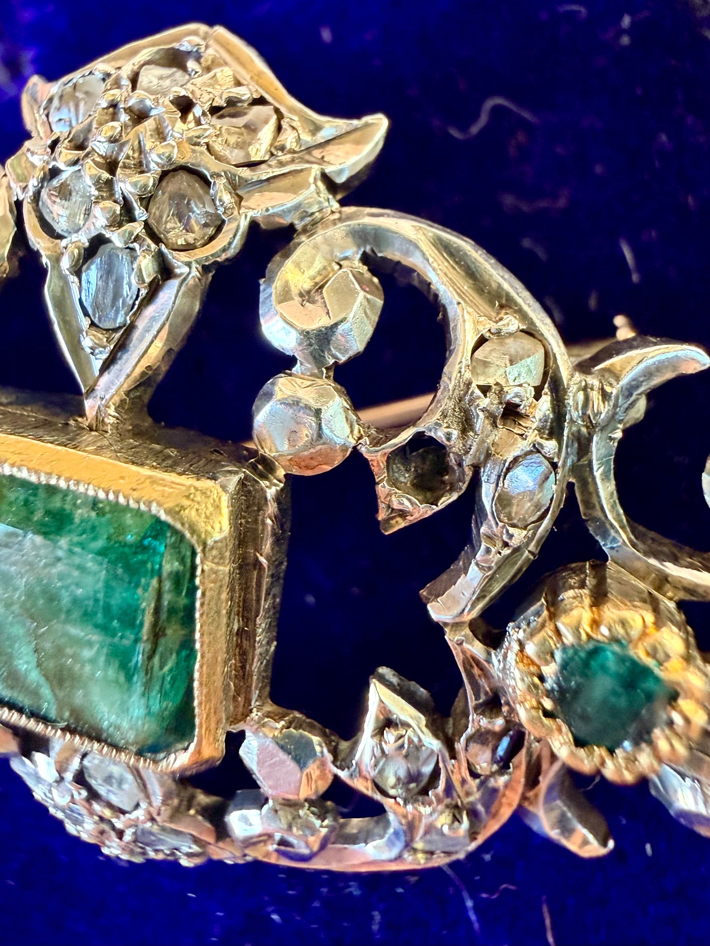 Emerald & Rose Cut Diamond Brooch
