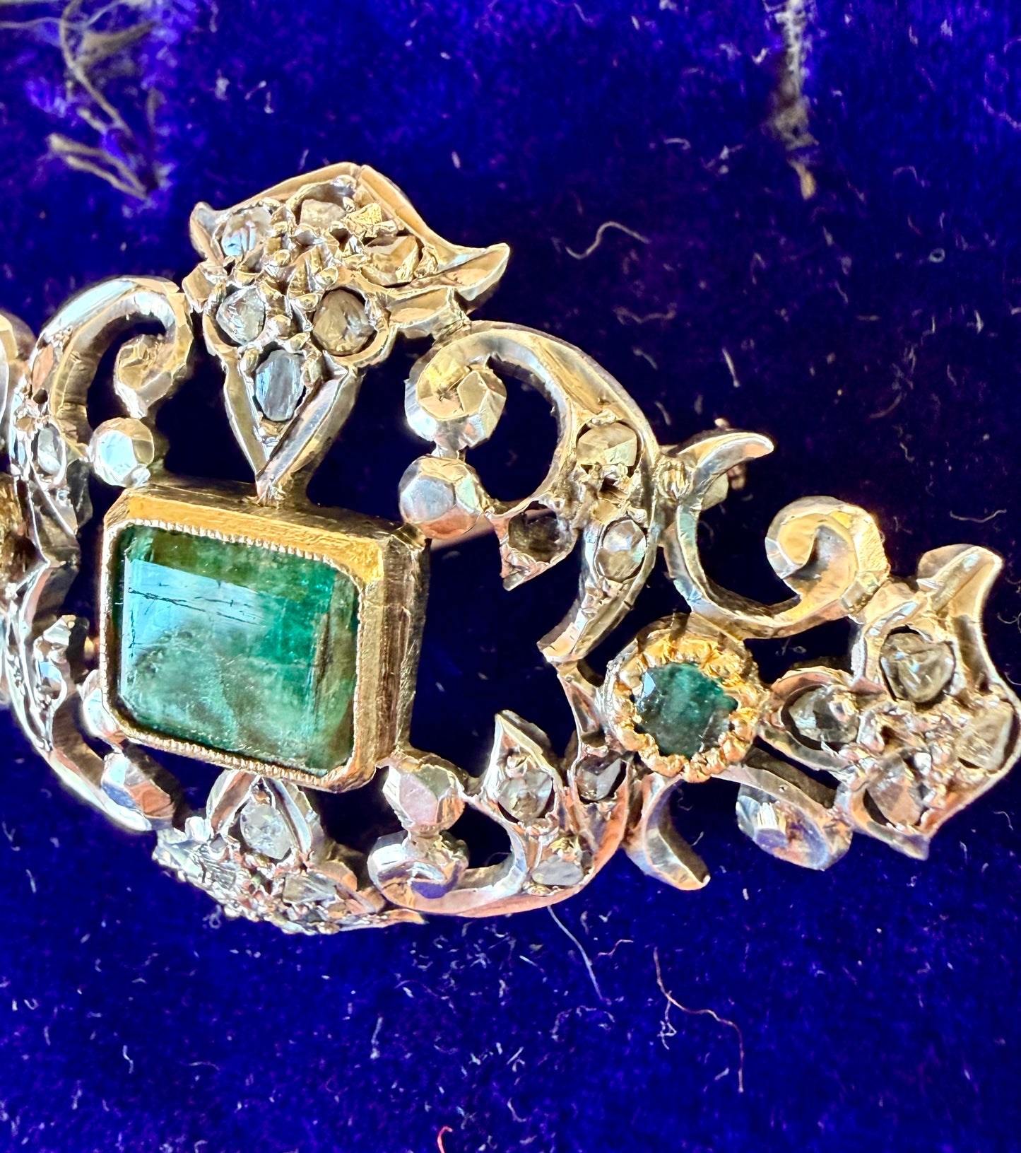Emerald & Rose Cut Diamond Brooch