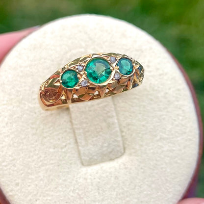 Victorian 18k Gold Emerald & Diamond Ring