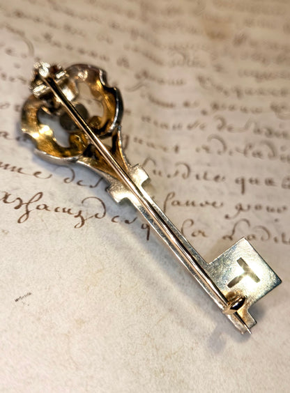 The Silver Key ~ Georgian Foiled Key Brooch