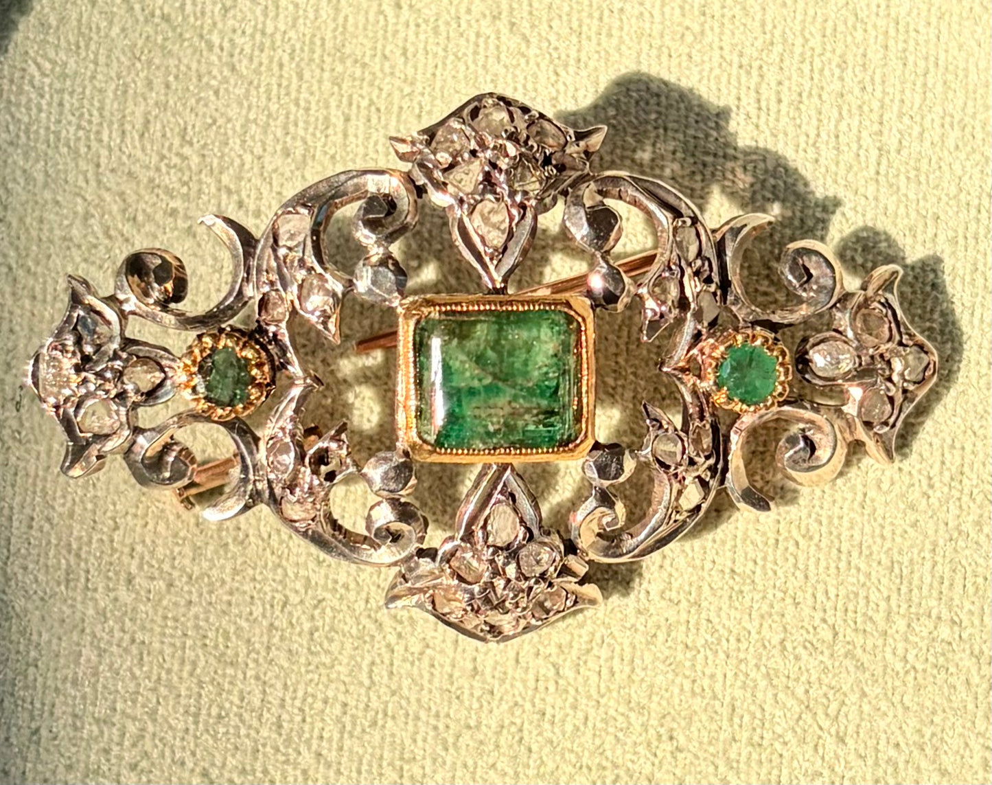 Emerald & Rose Cut Diamond Brooch