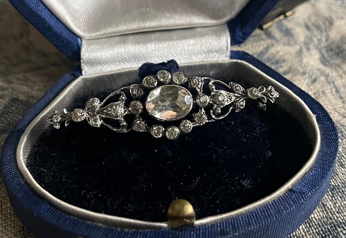 Art Nouveau Paste Brooch