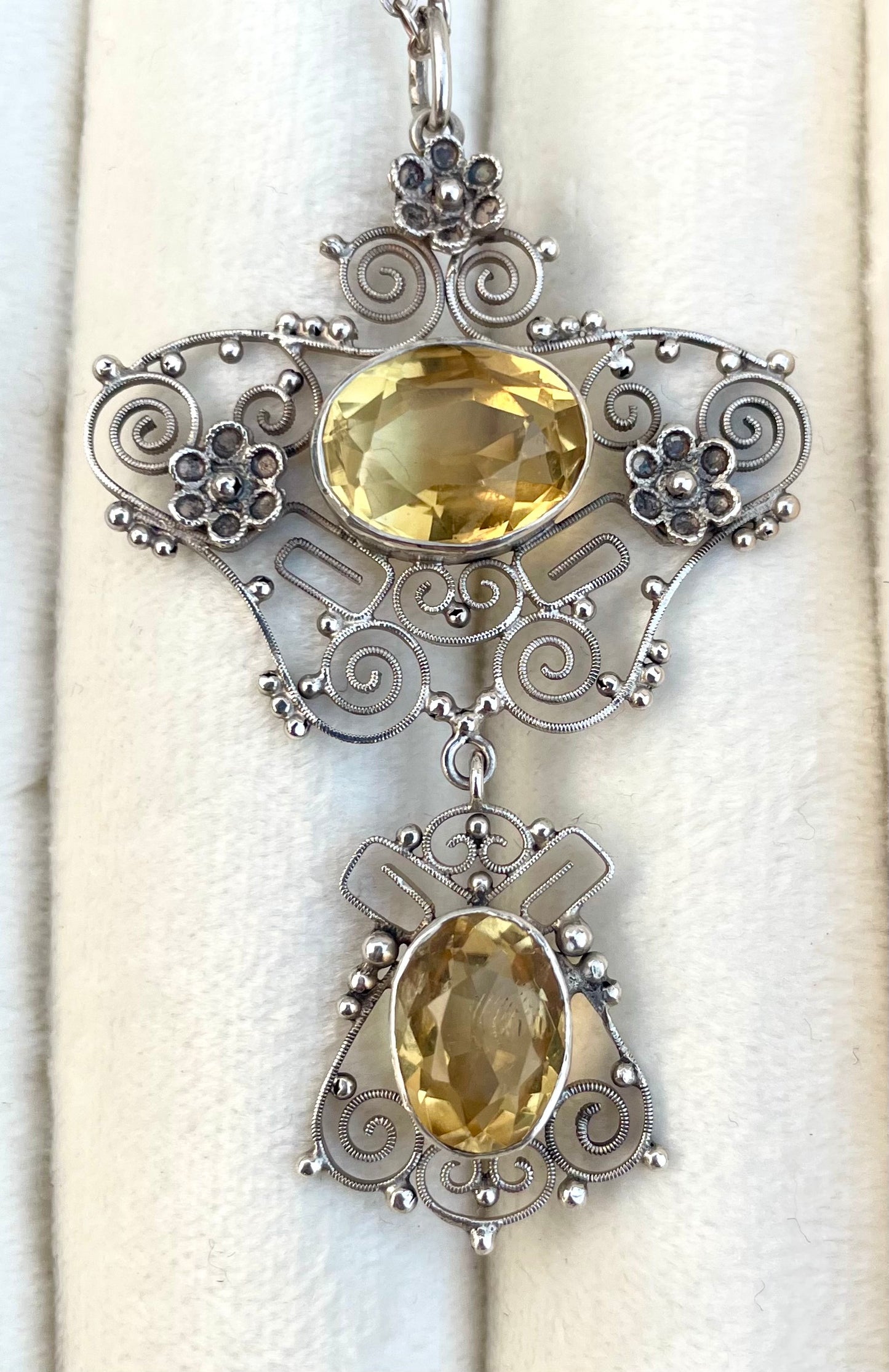Art Nouveau/Edwardian Citrine Silver Pendant Necklace